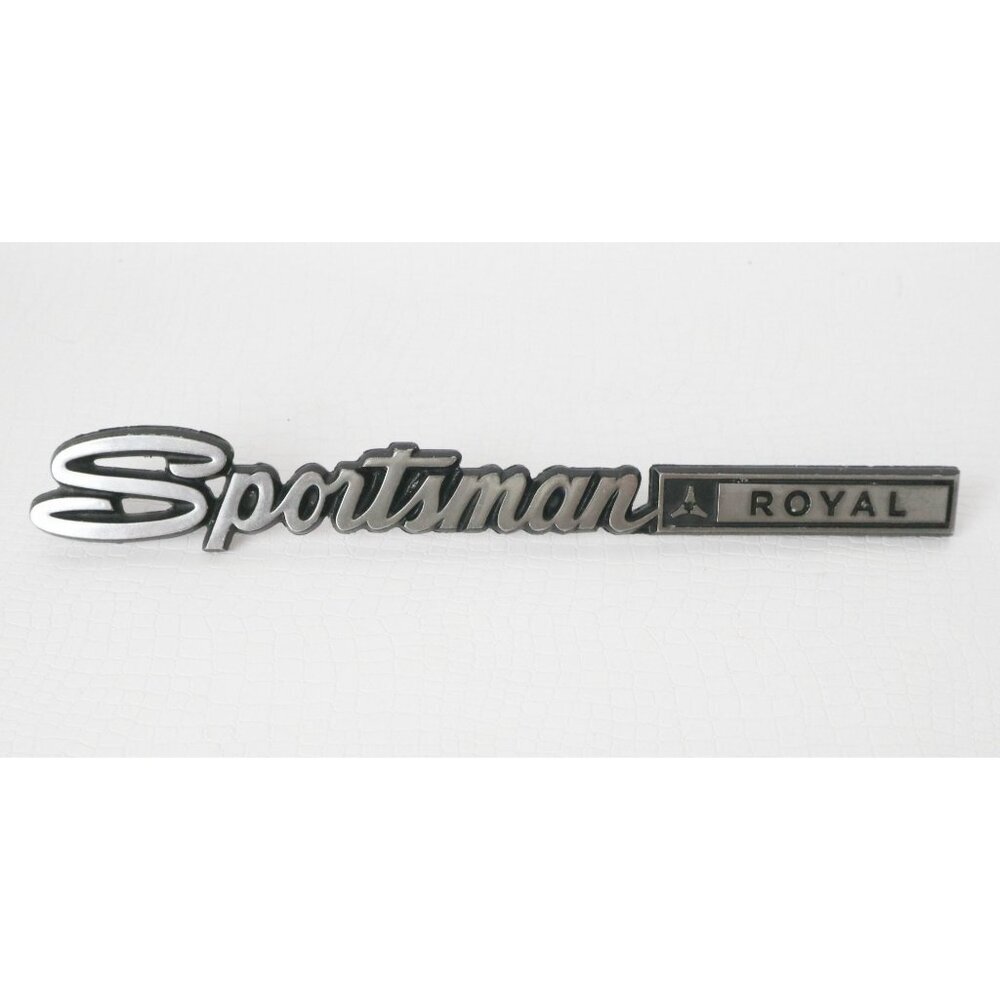 Vintage Dodge Sportsman Royal Emblem 1970-1979